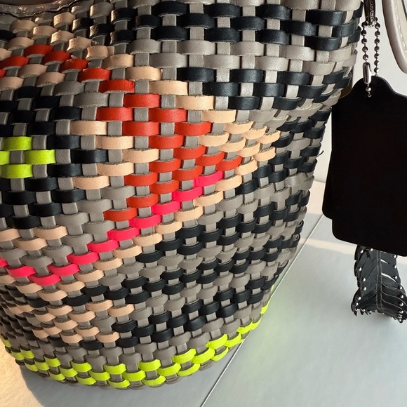 Coach woven leather hobo bag - Picture 12 of 12